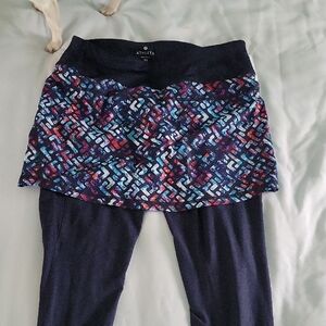 Athleta Patterned Skirted Leggings Sz STall